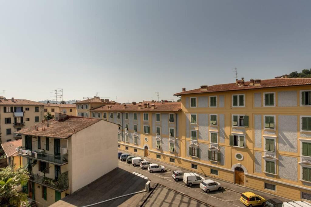 Sunny Top Floor In San Frediano Florence Extérieur photo