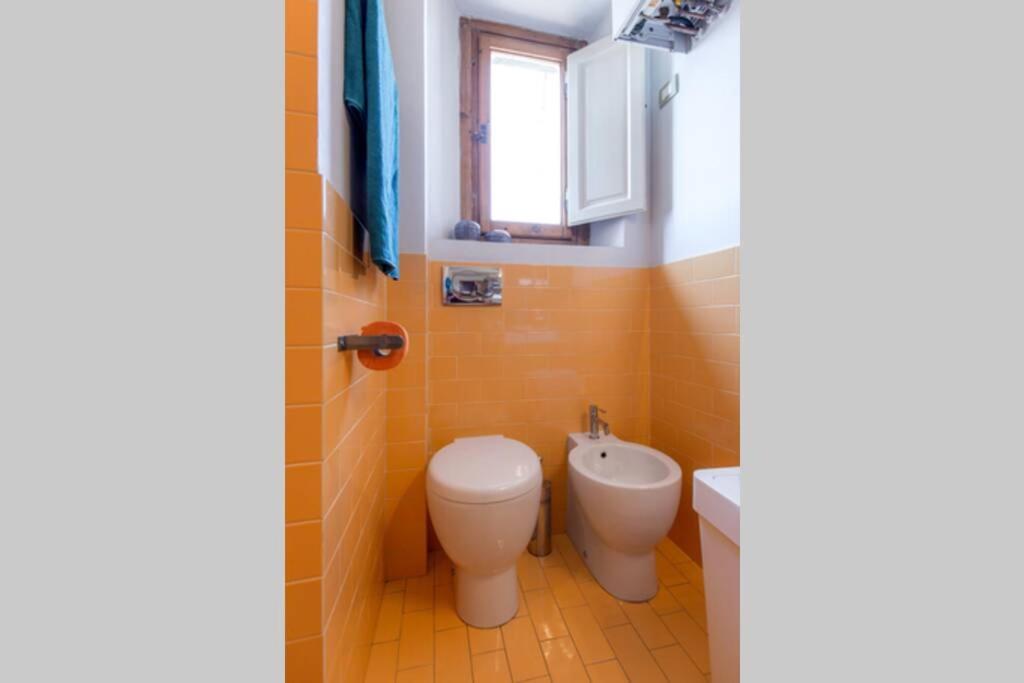 Sunny Top Floor In San Frediano Florence Extérieur photo